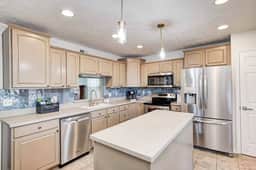 Family Retreat|Pool|Game Room|Sleeps14|PetFriendly