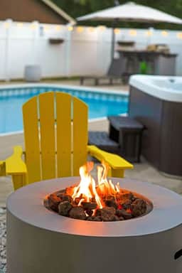 Monthly Stays | Pool, Hot Tub & Game Room | S 10 - Image 2